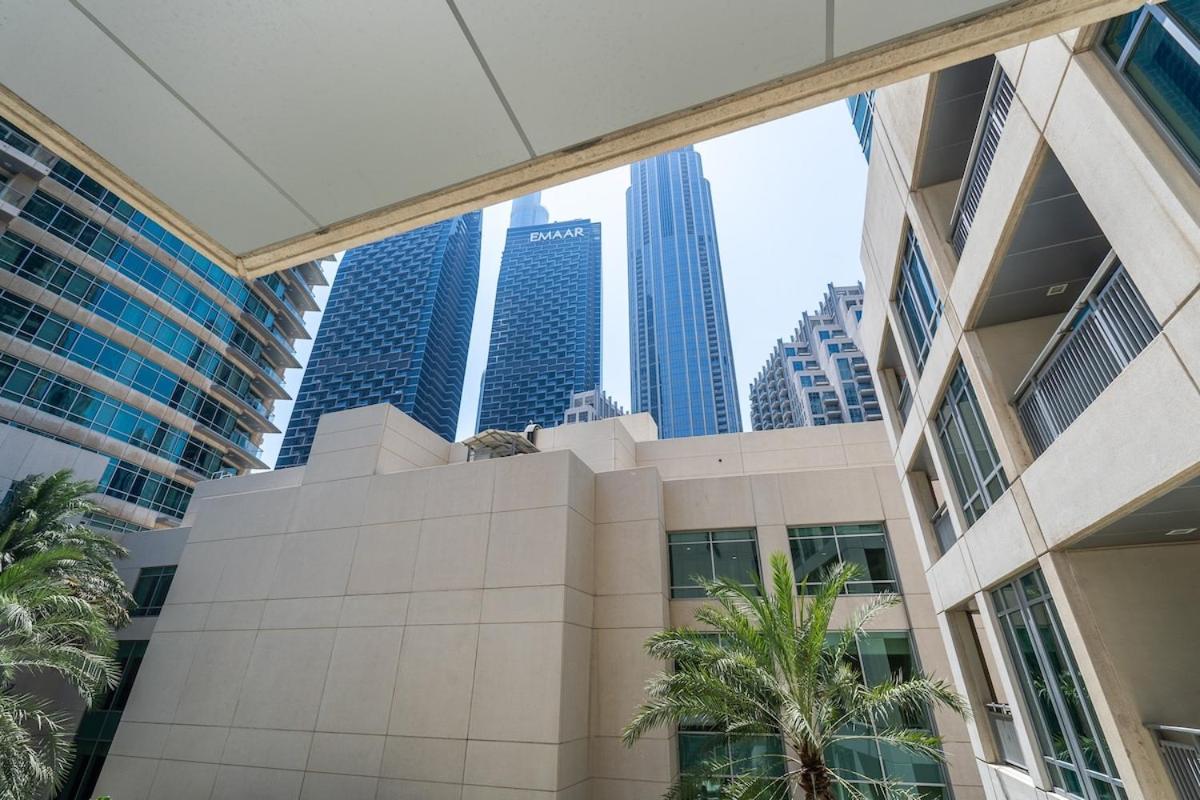 Cozy Loft In Downtown With Greenery View, Sleeps 4 Dubai