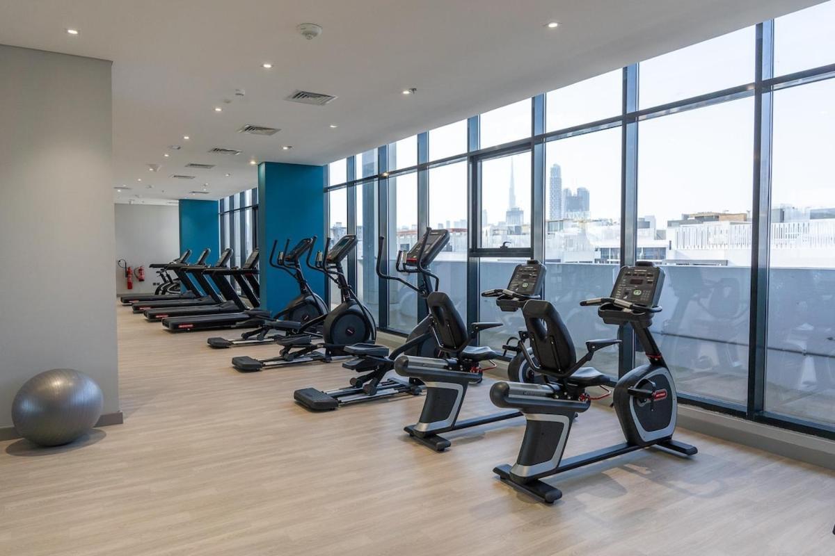 Elegant 1-bedroom Perfect For 4 At Azizi Riviera In Meydan One Apartment Dubai