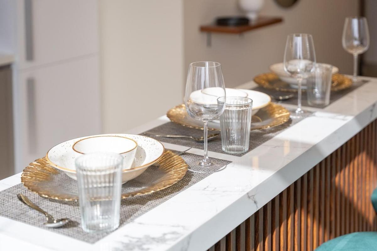 Apartment Elegant 1-bedroom Perfect For 4 At Azizi Riviera In Meydan One