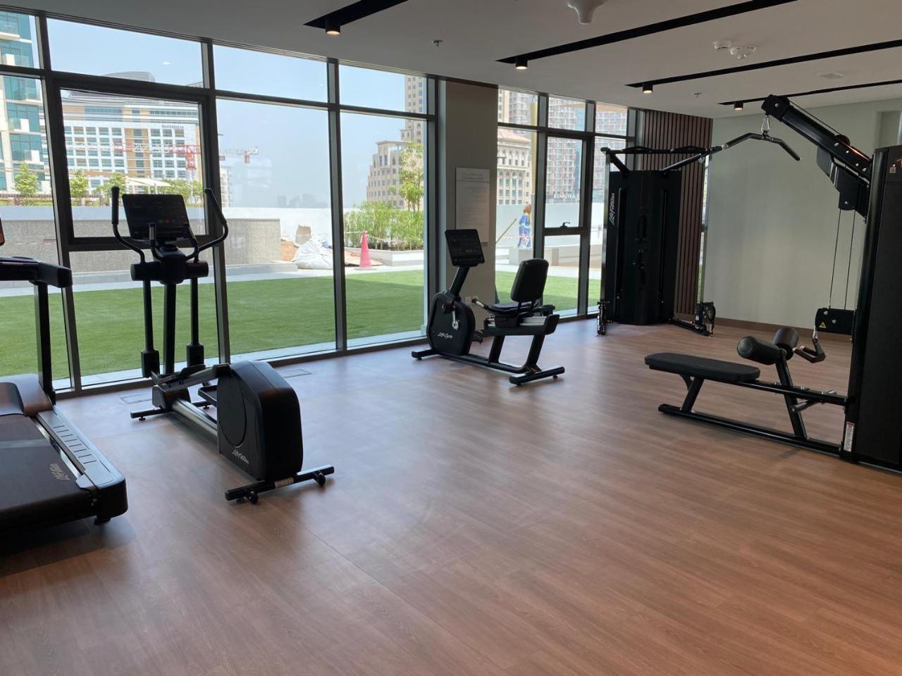 Apartment Life - Full Burj Khalifa View
