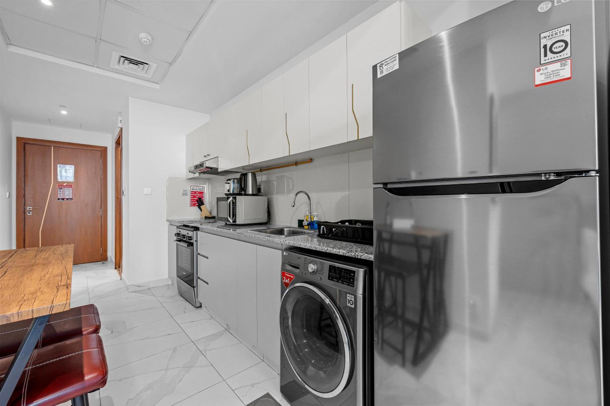 Unlock Waters Edge Apartment *