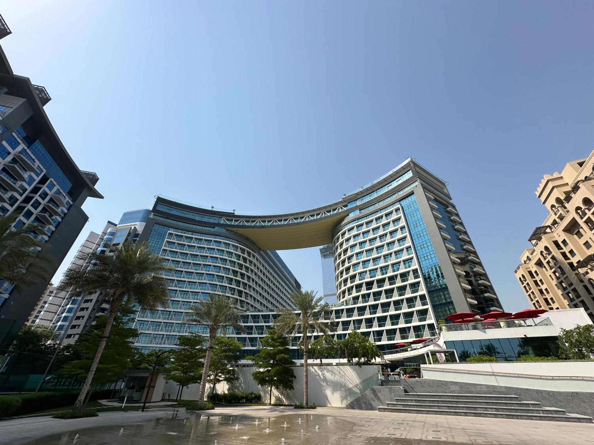 Trophy - Palm Jumeirah With Access Apartment
