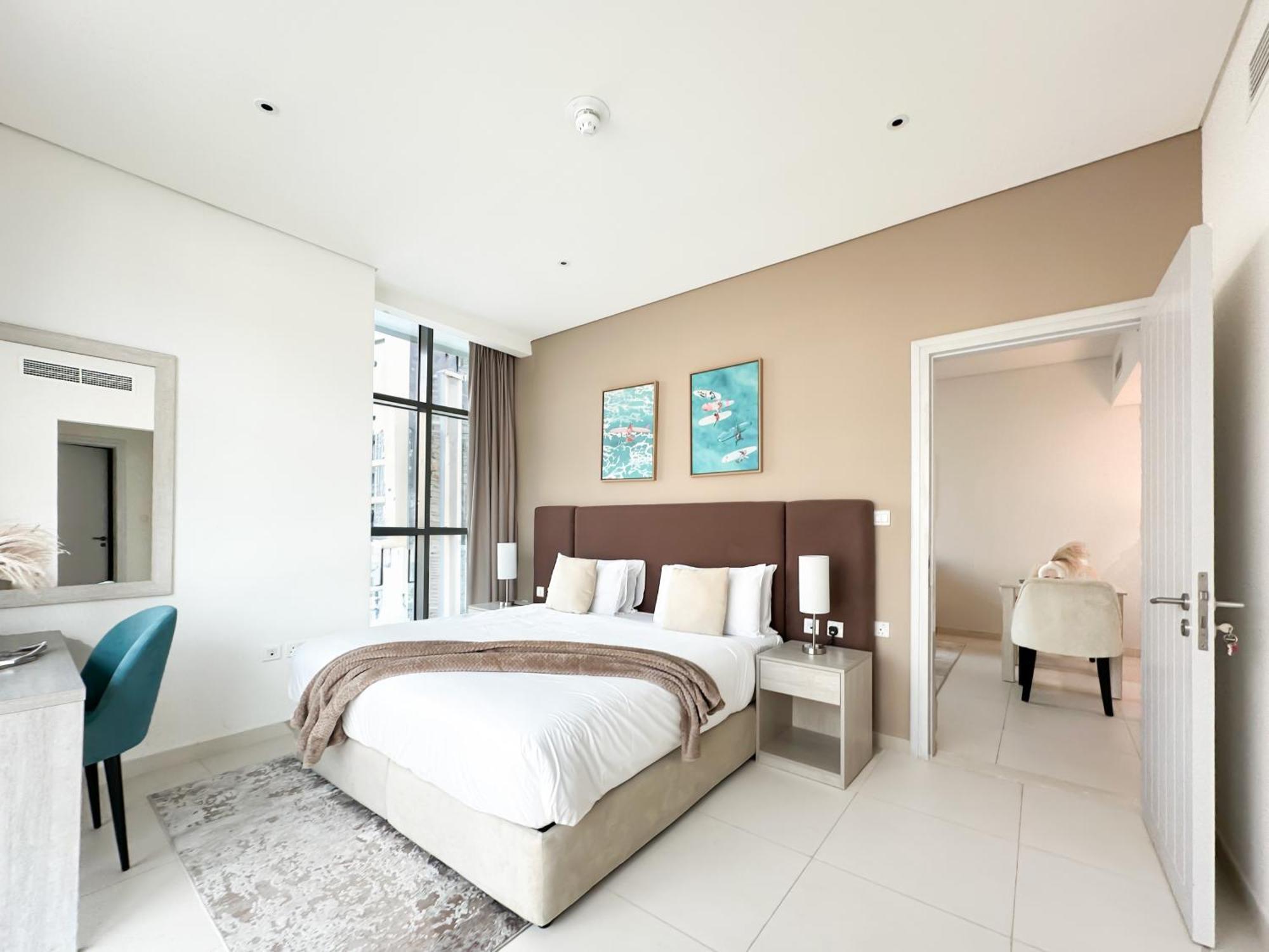 Trophy - Palm Jumeirah With Access Dubai