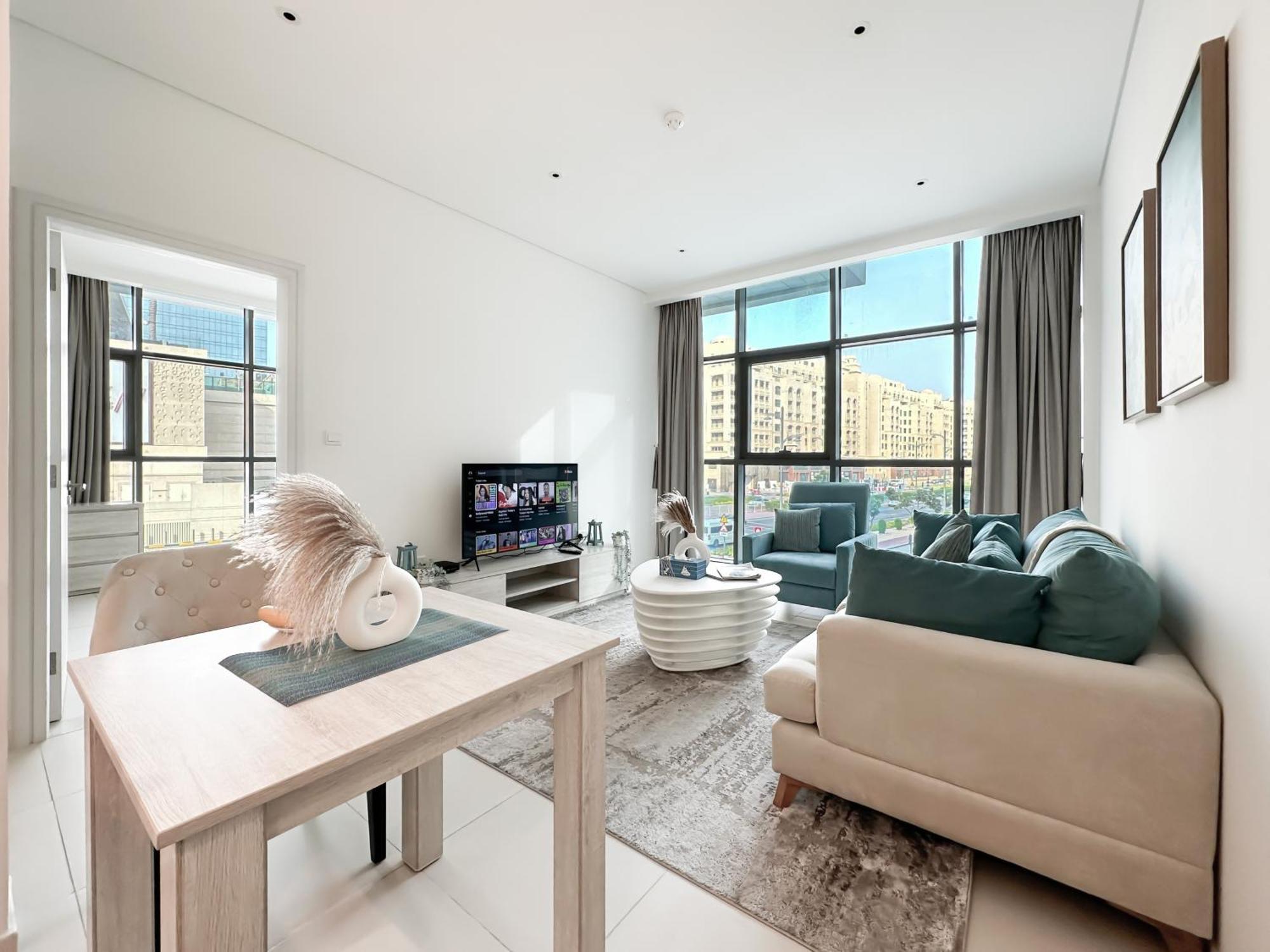 Trophy - Palm Jumeirah With Access Apartment *