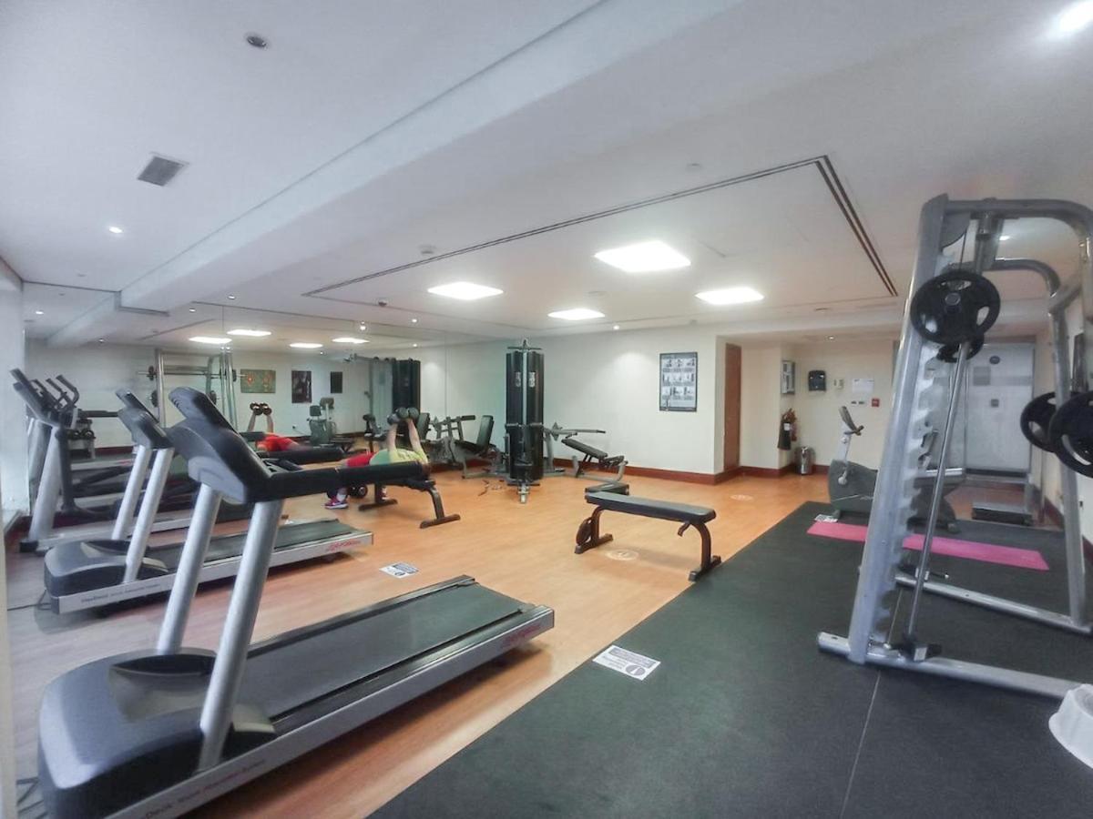 Chic 1 Bed Close To Metro Dubai