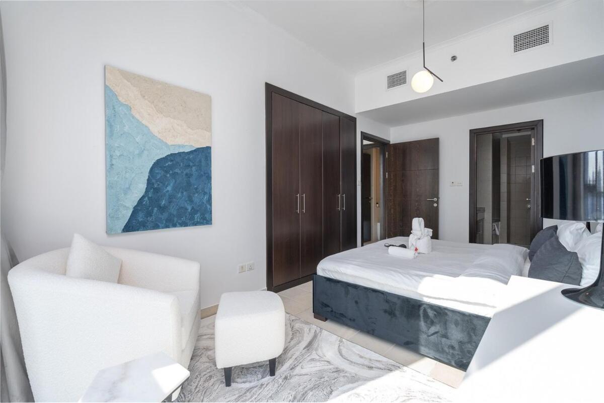 Sleek And Chic 2-bedroom In The Torch, Marina Apartment Dubai