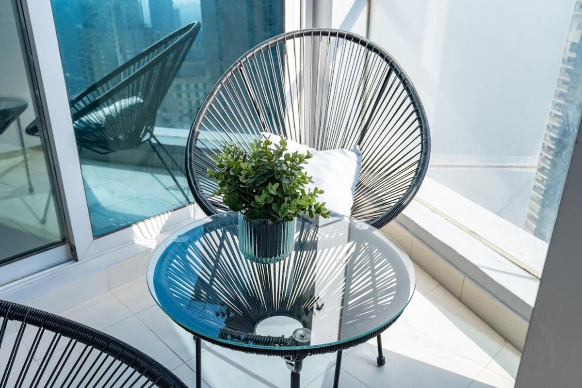Sleek And Chic 2-bedroom In The Torch, Marina Apartment *