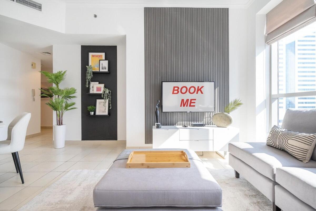 Sleek And Chic 2-bedroom In The Torch, Marina Apartment *