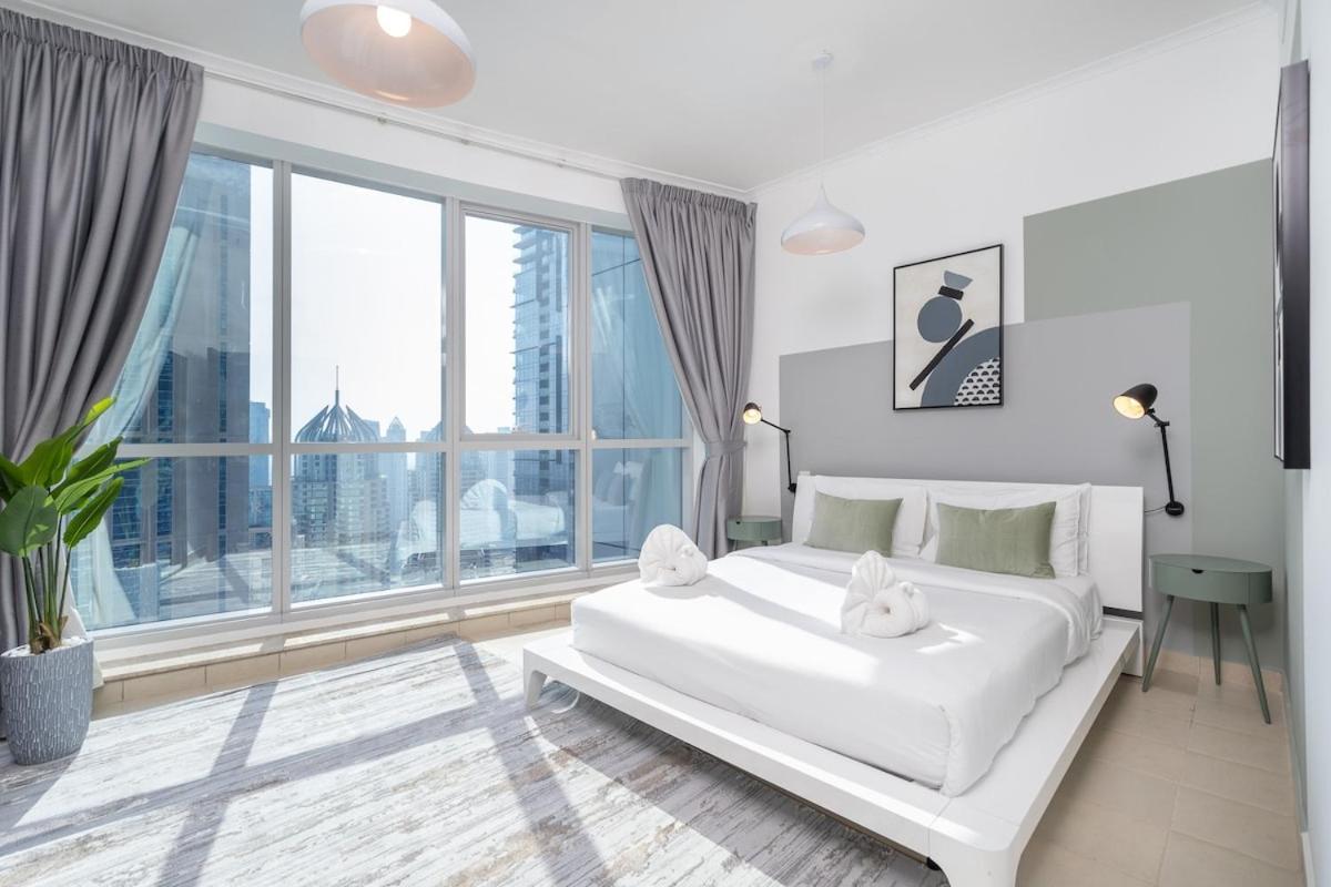 Sleek And Chic 2-bedroom In The Torch, Marina Dubai