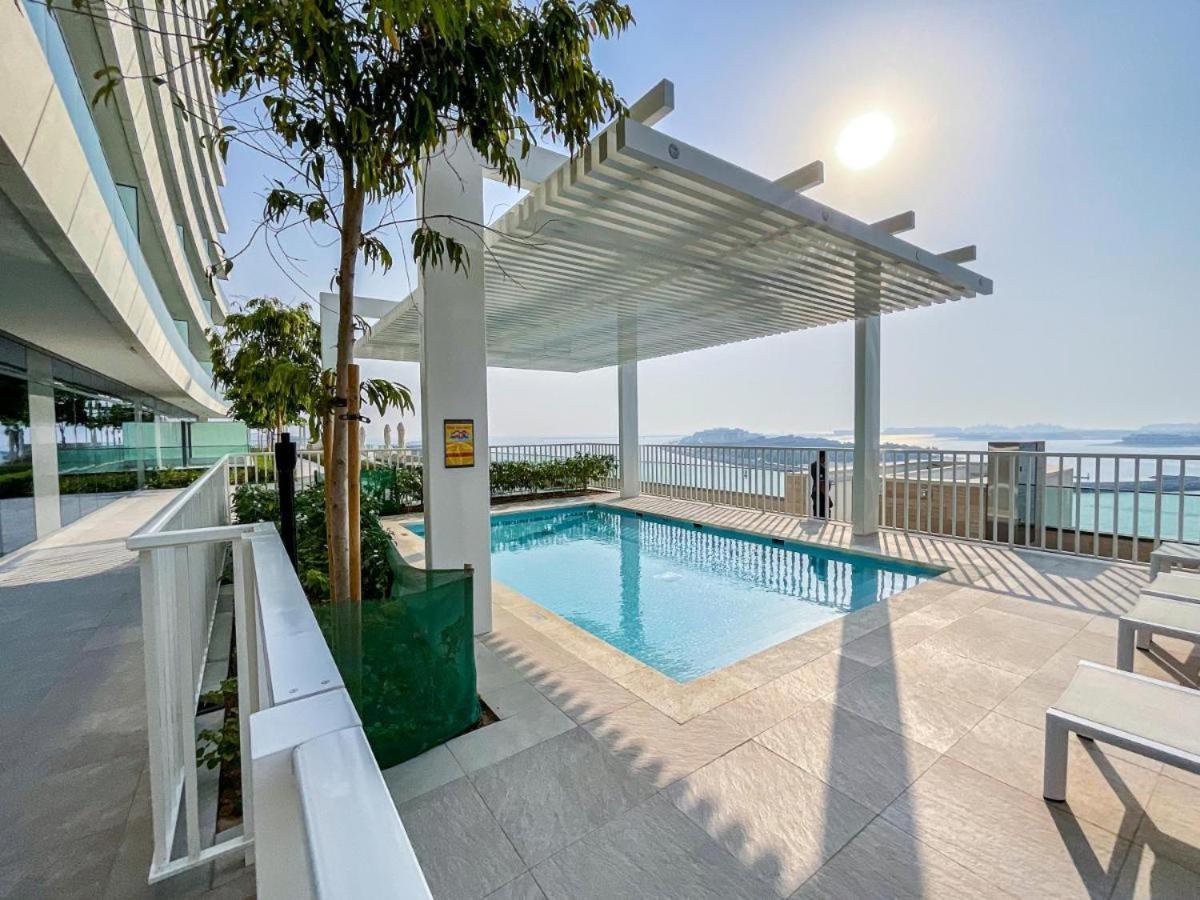 Apartment Marina Skyline View & Harbour Beachfront *
