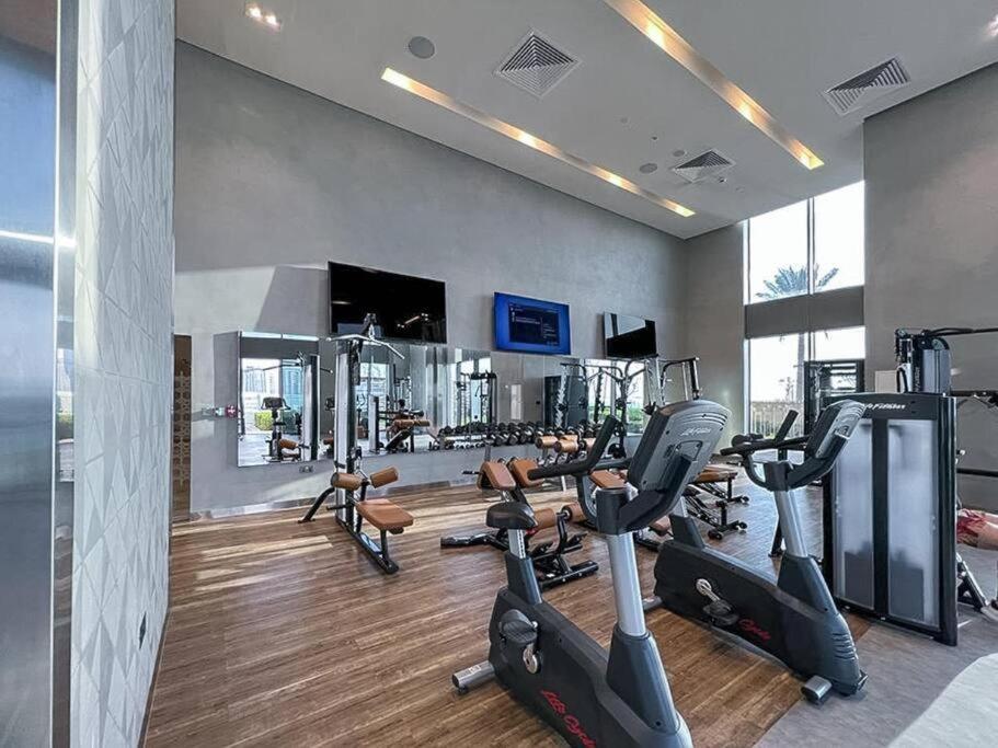 Amazing 2bhk At The Marina Beach