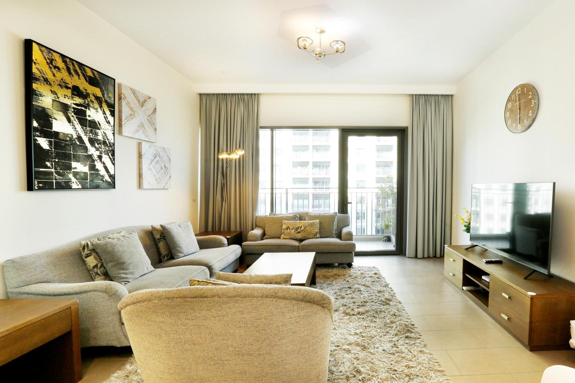 Brown Stone - Hills Mall Apartment Dubai