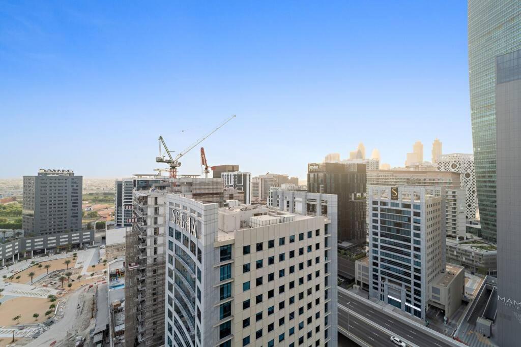 First Class Rustic Charm In Sol Bay Apartment Dubai