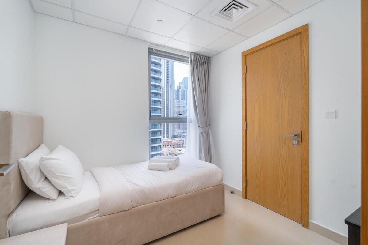 Apartment Cool 4-bedroom With Burj Views At Bellevue Tower In Downtown Dubai