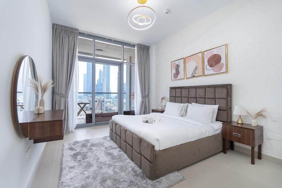 Cool 4-bedroom With Burj Views At Bellevue Tower In Downtown Dubai