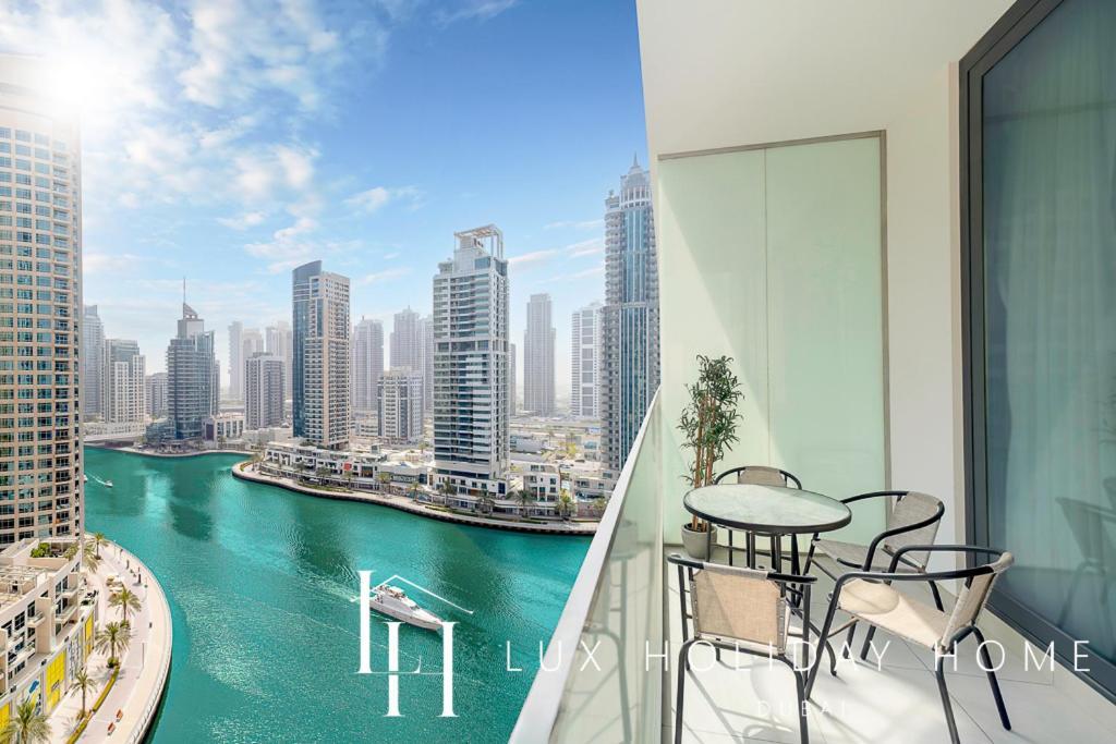 Lux Contemporary With Full Marina View 6 Apartment
