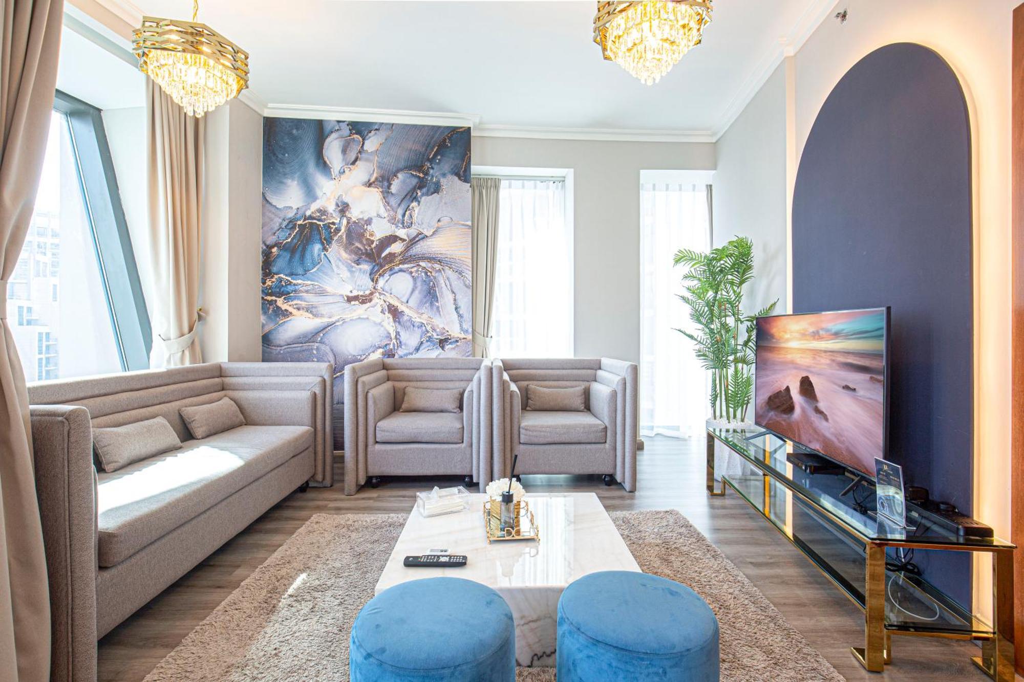 Magnificent 3 Bedroom Luxury With Burj Khalifa View Apartment Dubai