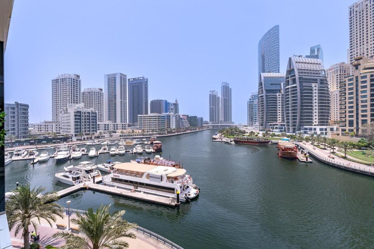 Incredible 3-bed With Marina Views! *