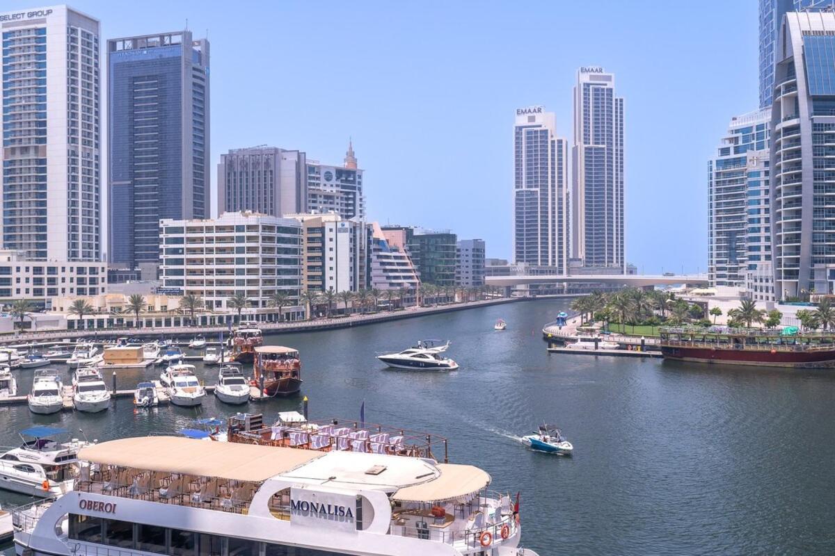 Apartment Incredible 3-bed With Marina Views!