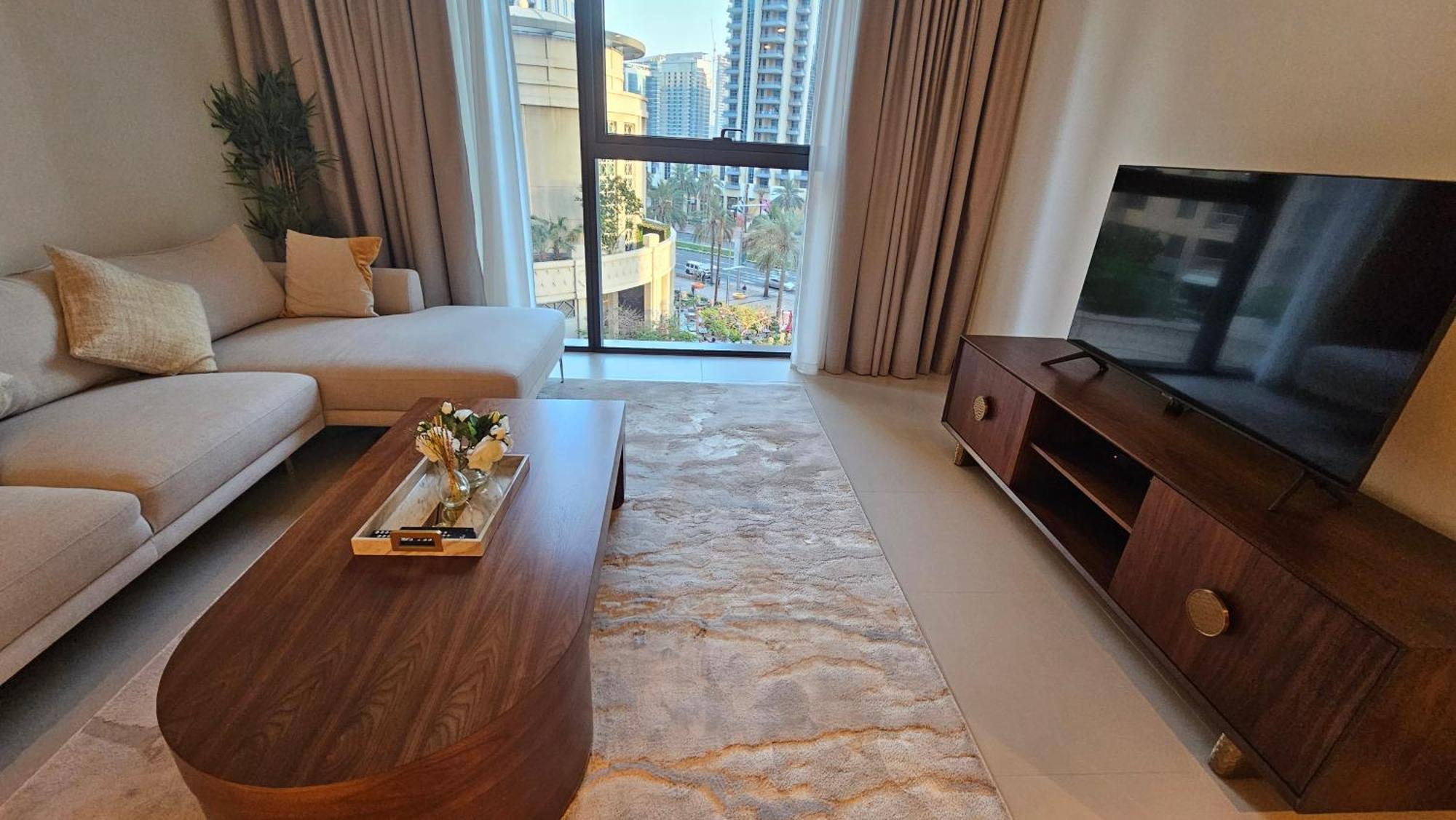Mh - Act One Act Two - 1bhk - Ref404 Apartment Dubai