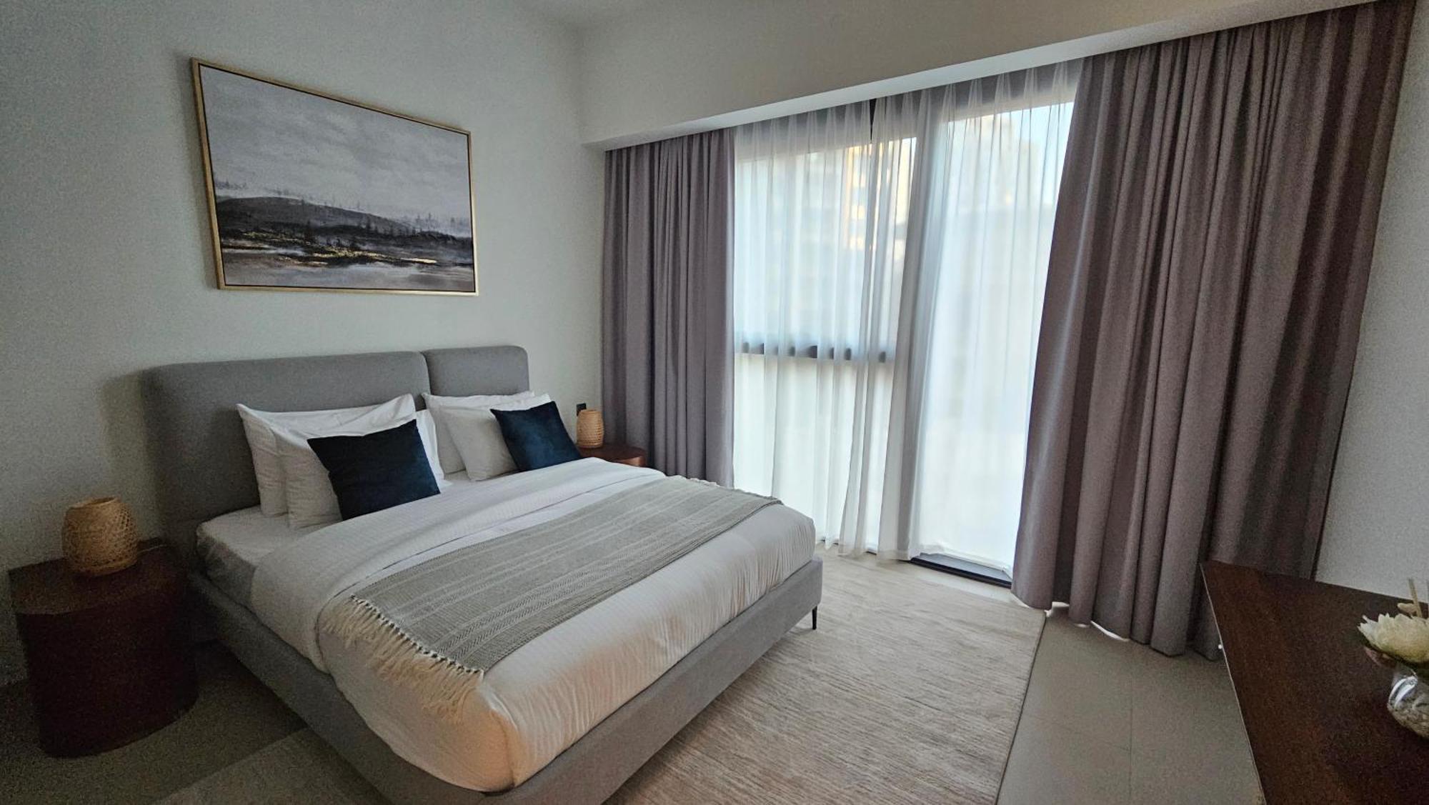 Mh - Act One Act Two - 1bhk - Ref404