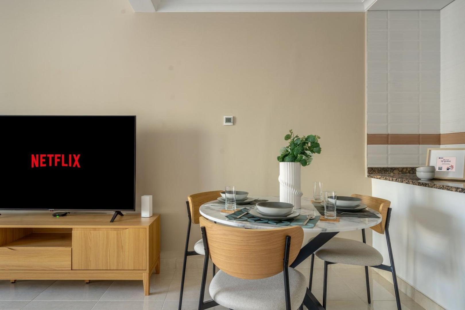 Apartment Guestready - A Break In The Clouds At Court Tower Dubai