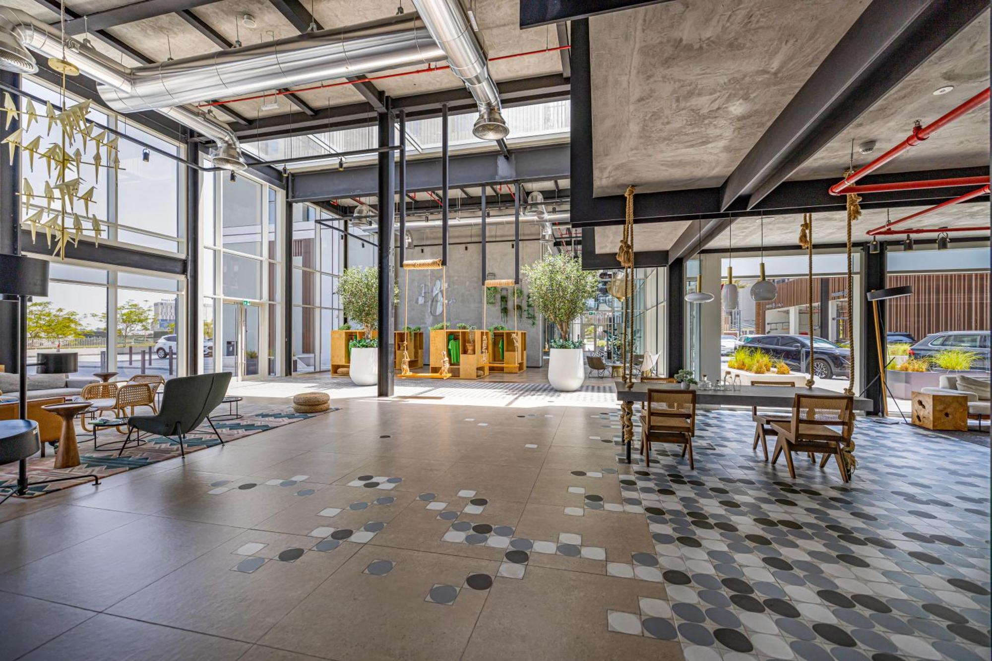 Luxury In Hills Burj Khalifa Views Apartment
