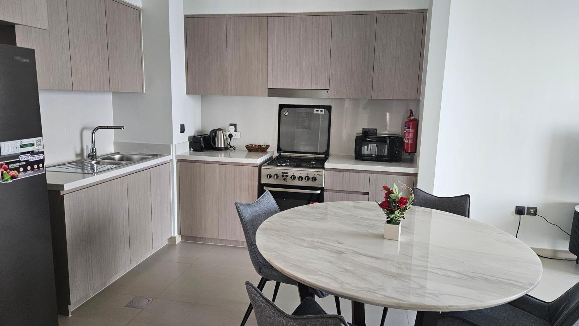 Mh - Act Tower - Downtown -2bhk- Ref4003 *