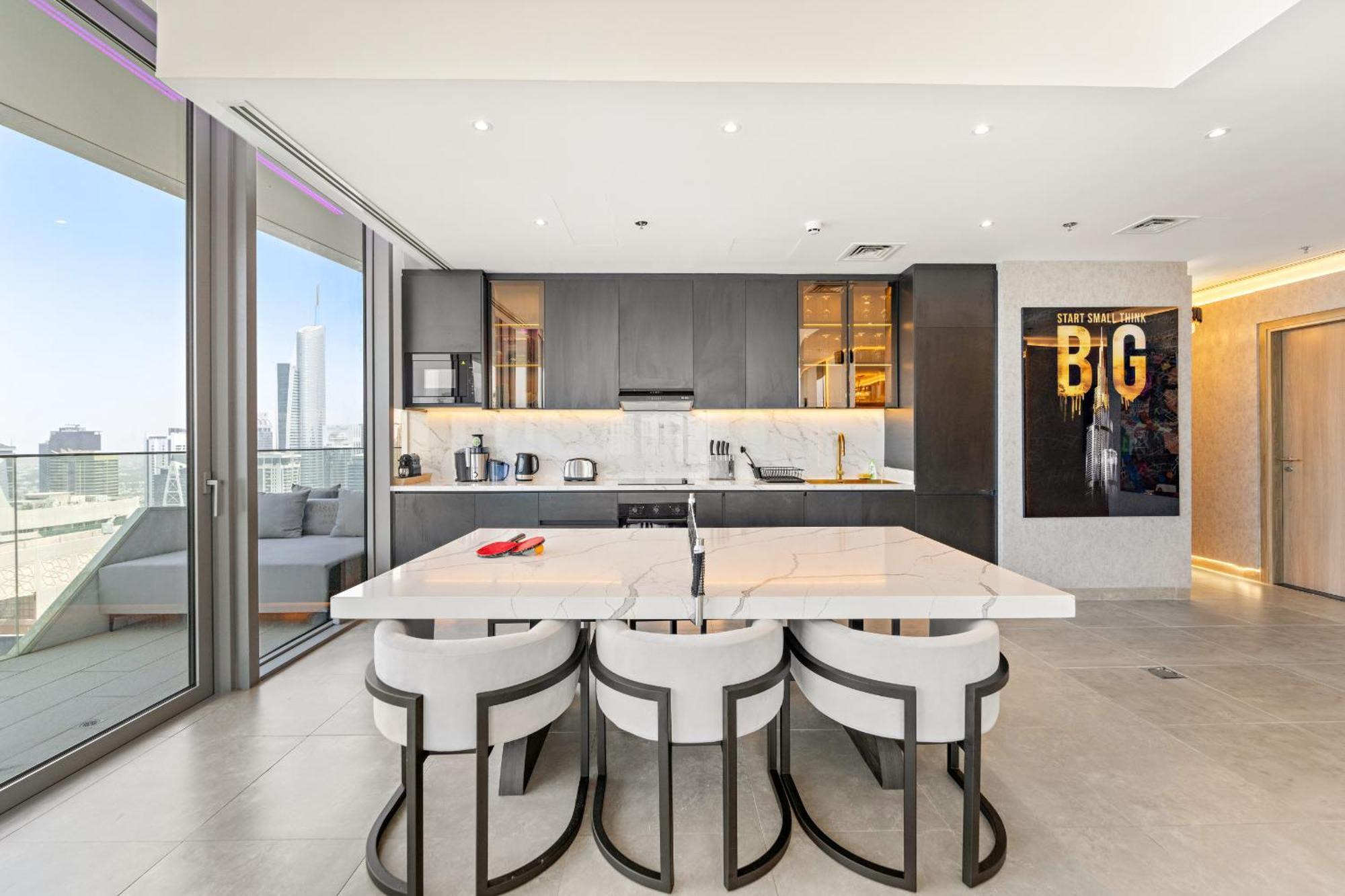 Vayk- Ultra Modern 3 Bd Marina Retreat With Stunning Views Apartment