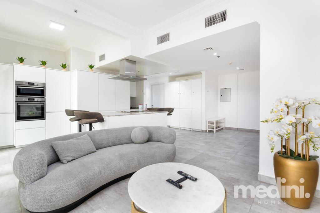 2bedroom In Marina - * Dubai