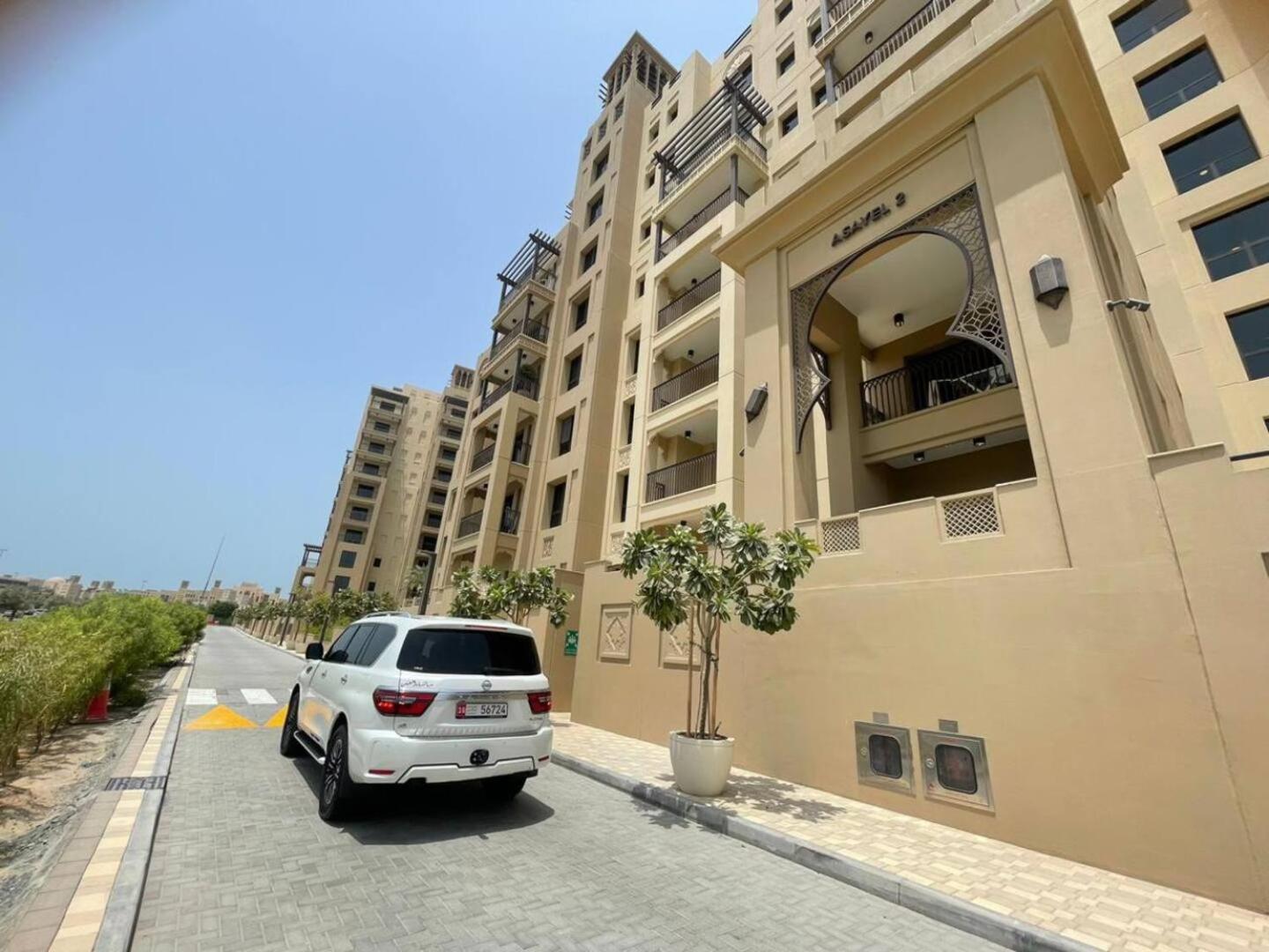 Charming 1-bd Apt, Mjl Community Apartment Dubai