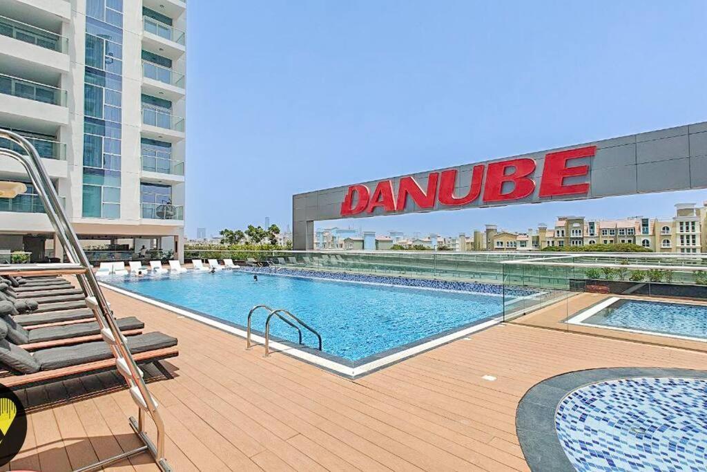 Vogue Elegance At Pearlz Near Metro Apartment Dubai