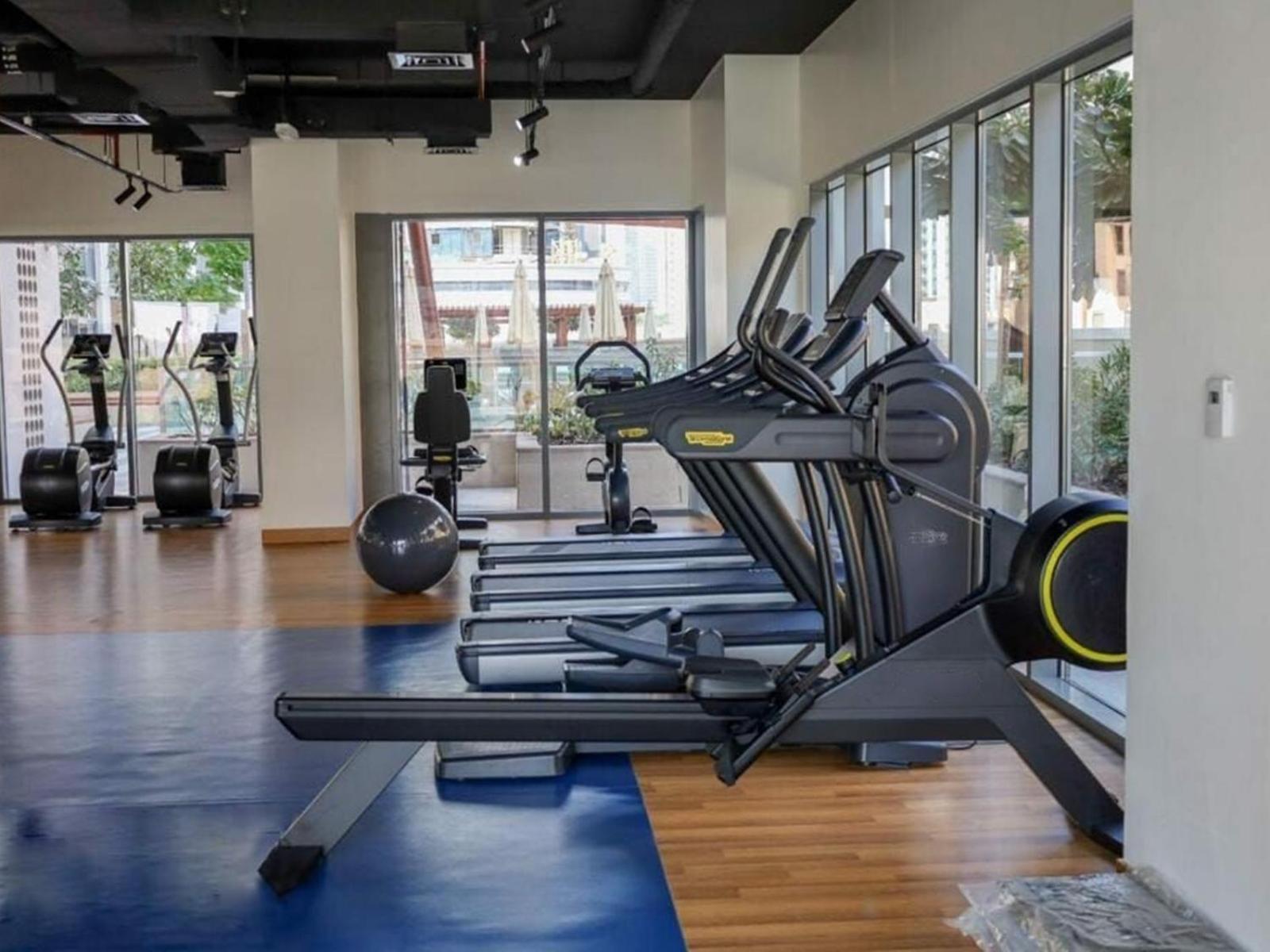 Apartment Modern 1-br Close To Mall And Burj Khalifa *