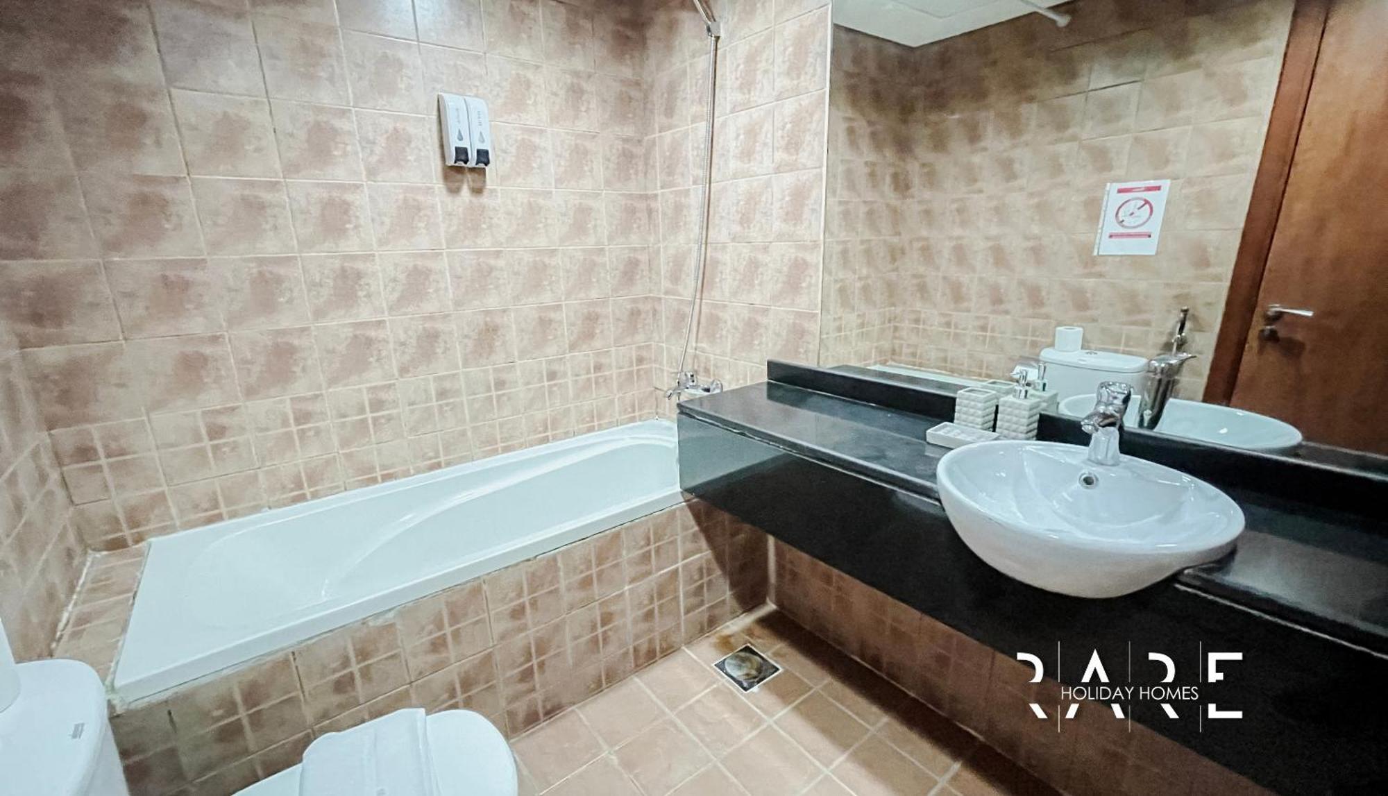 Apartment Rare Homes - View - Near Me'aisem Centre - The Crescent Tower A - Production - R910
