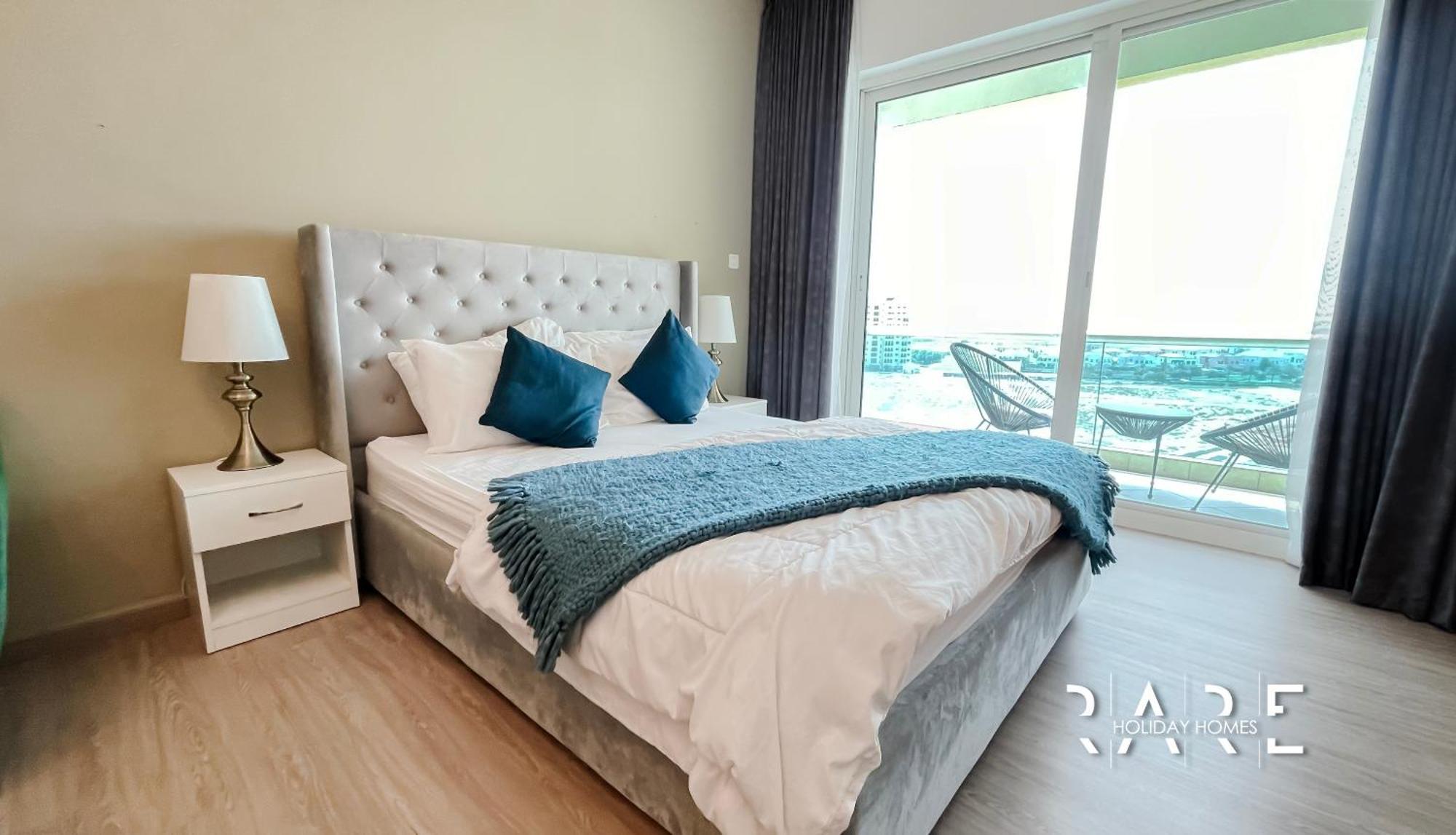 Rare Homes - View - Near Me'aisem Centre - The Crescent Tower A - Production - R910 Apartment Dubai