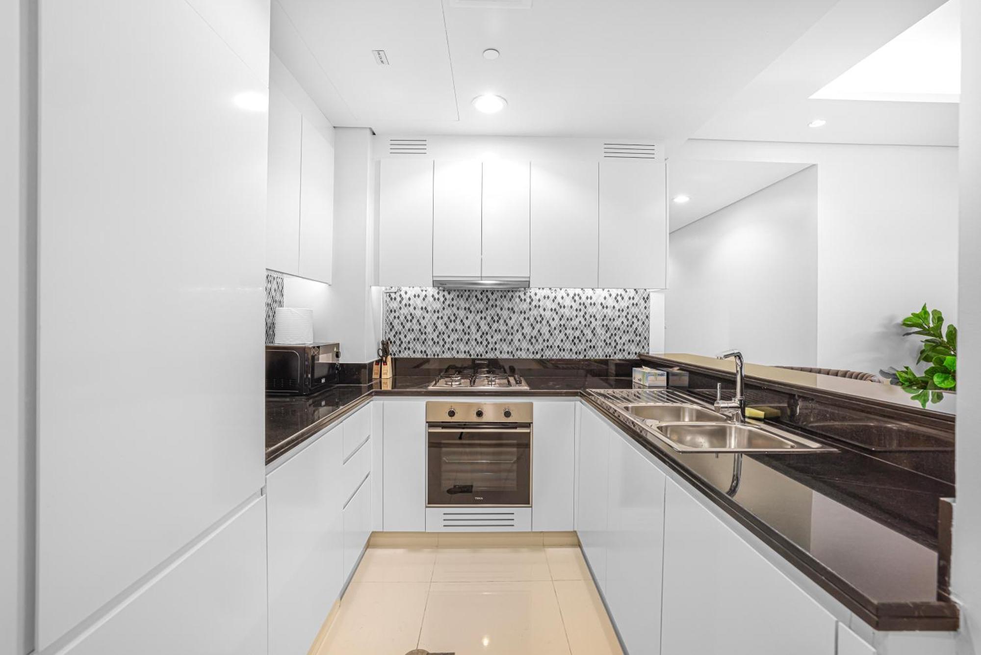 Apartment Paramount Midtown 2 Bedroom With Burj Khalifa View Dubai