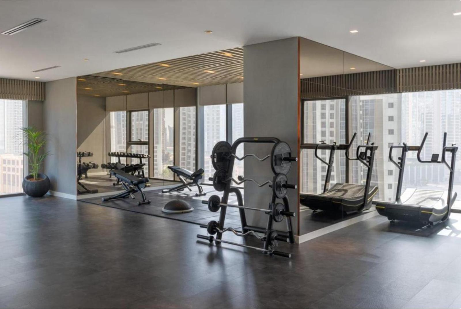 Paramount Midtown 2 Bedroom With Burj Khalifa View Dubai