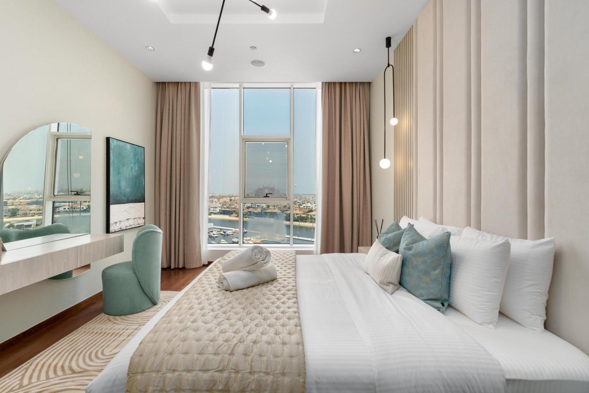 Apartment Tiara Residences - Luxurious Marina Living In Palm Jumeirah