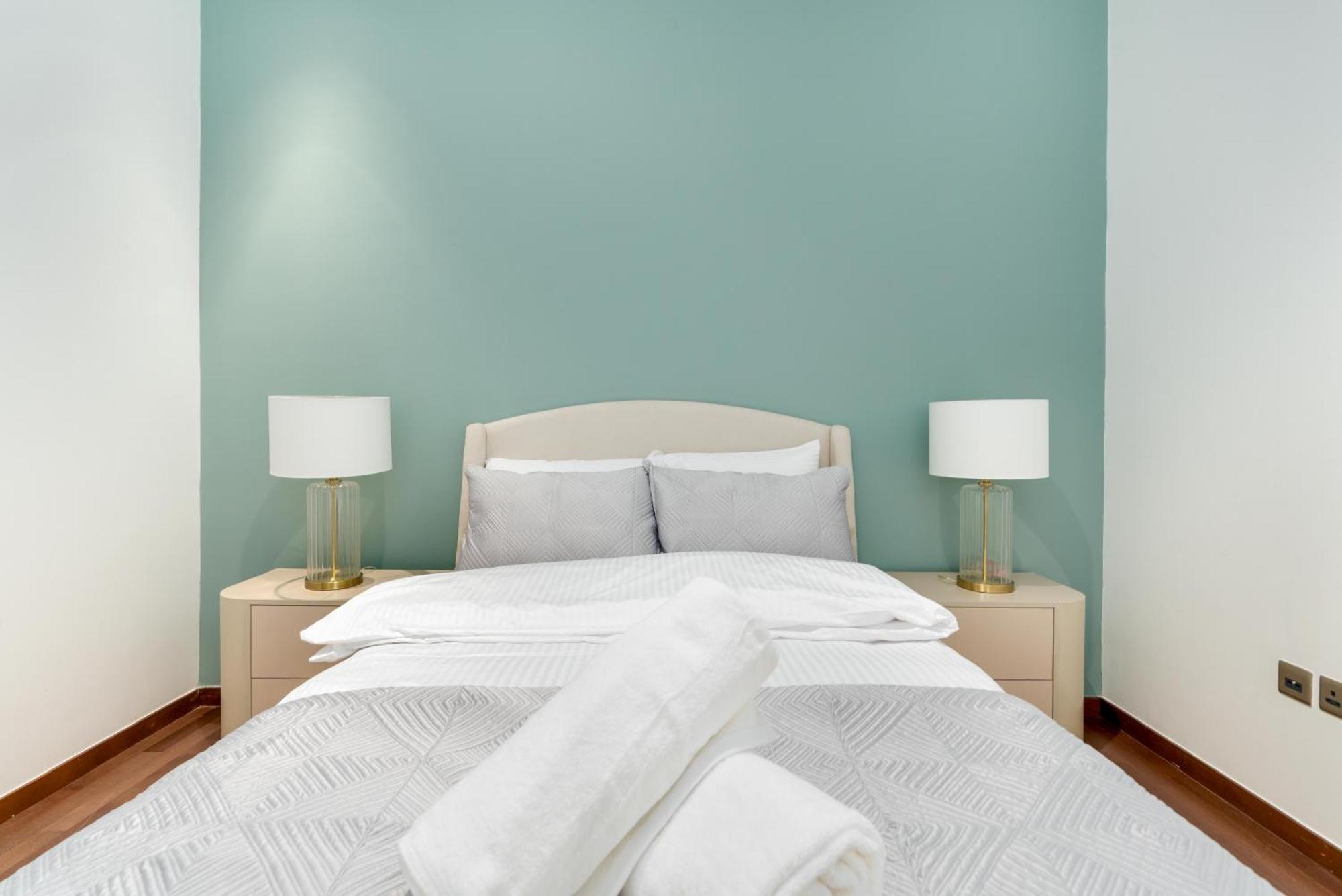 Tiara Residences - Luxurious Marina Living In Palm Jumeirah *