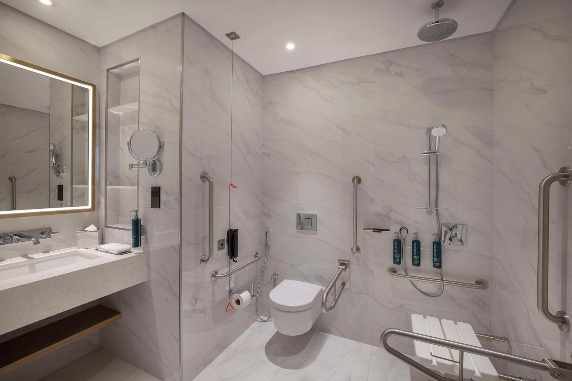 Hilton Garden Business Bay Hotel Dubai