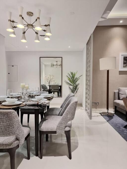 Stunning 2br Prive