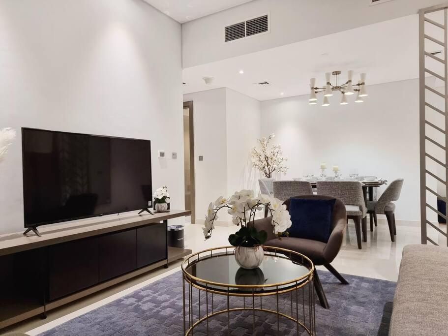 Stunning 2br Prive Apartment *