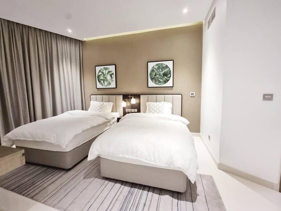 Stunning 2br Prive