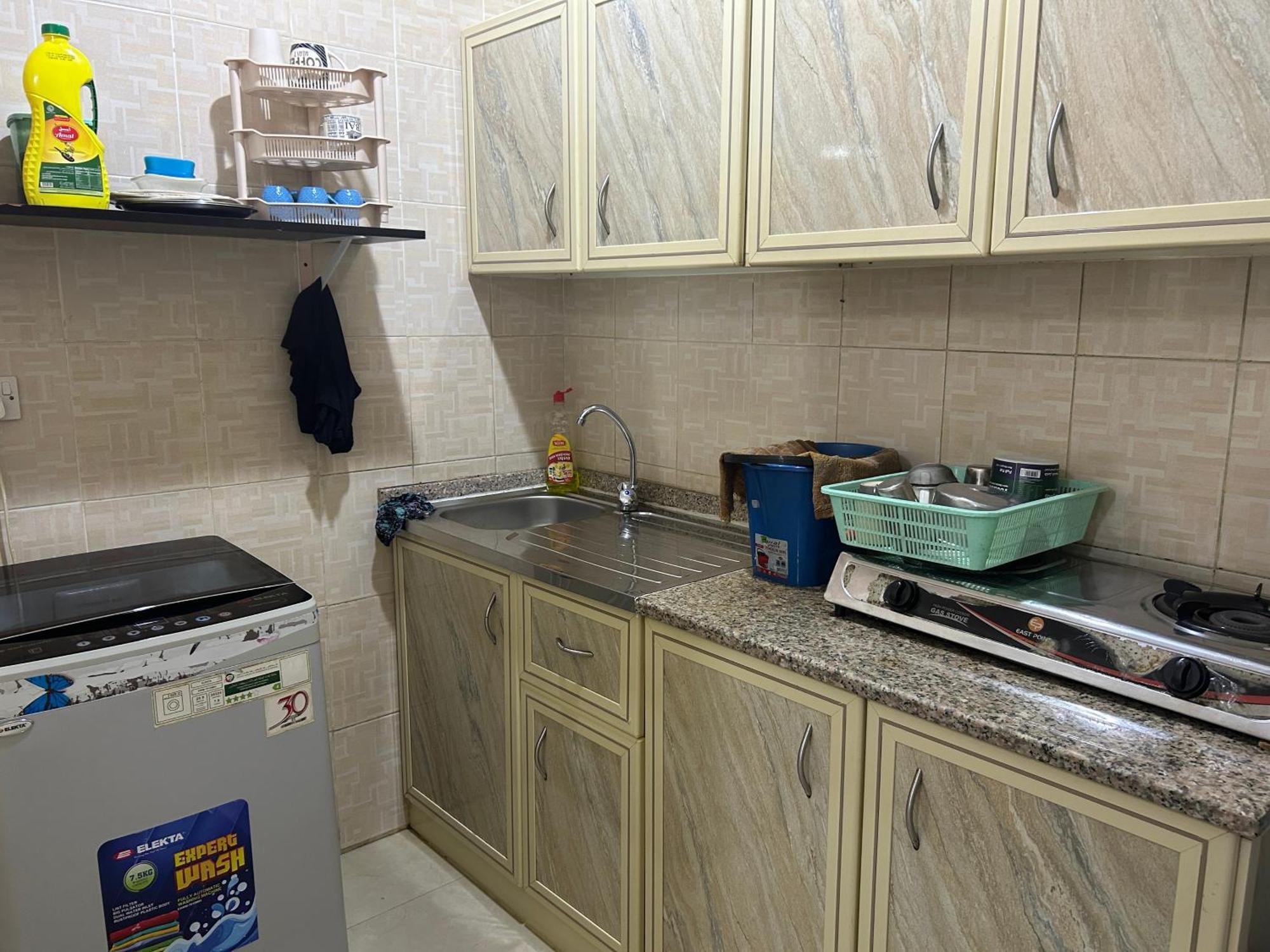 Apartment Bawarchi Restuarent Same Building *