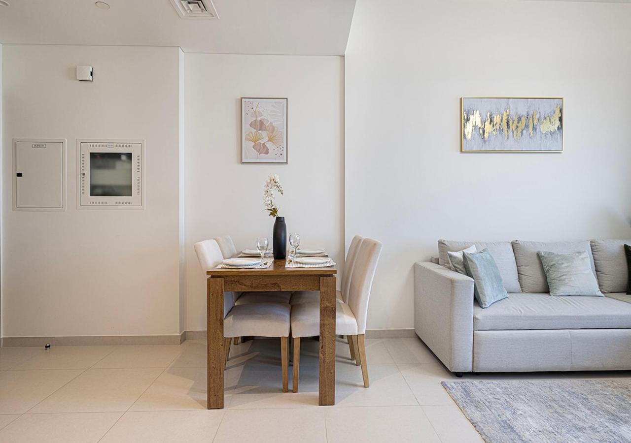 Elegant 1br With Skyline Views In Downtown * Dubai