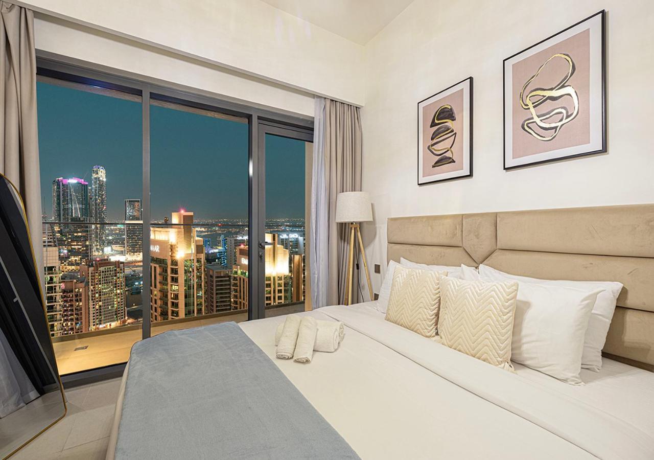 Elegant 1br With Skyline Views In Downtown * Dubai