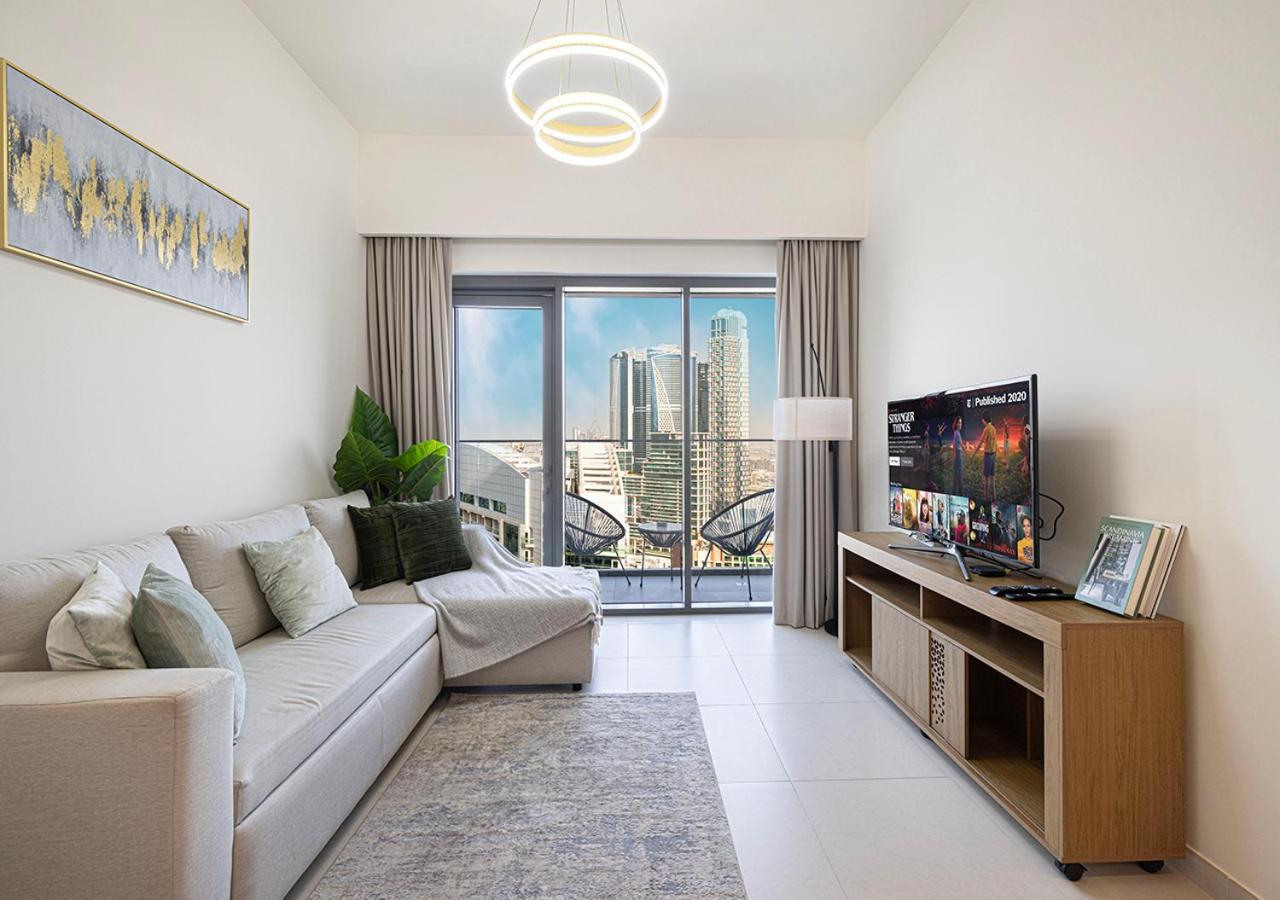 Elegant 1br With Skyline Views In Downtown * Dubai