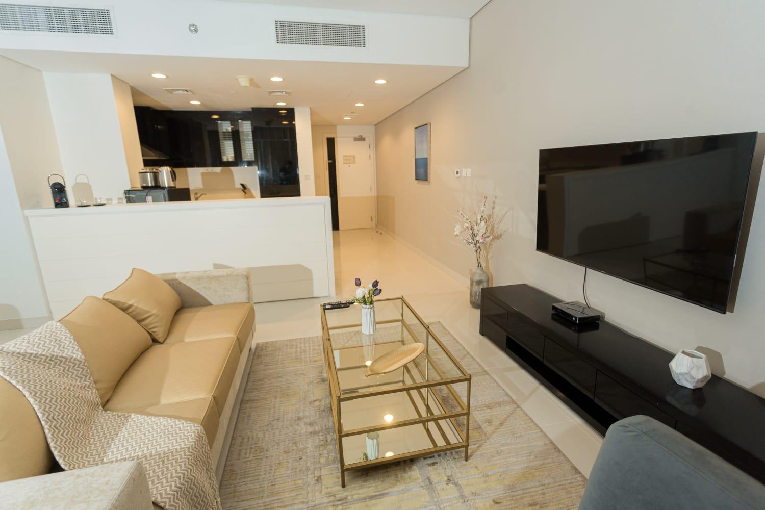 Waterfront Downtown- Damac Maison Canal View *