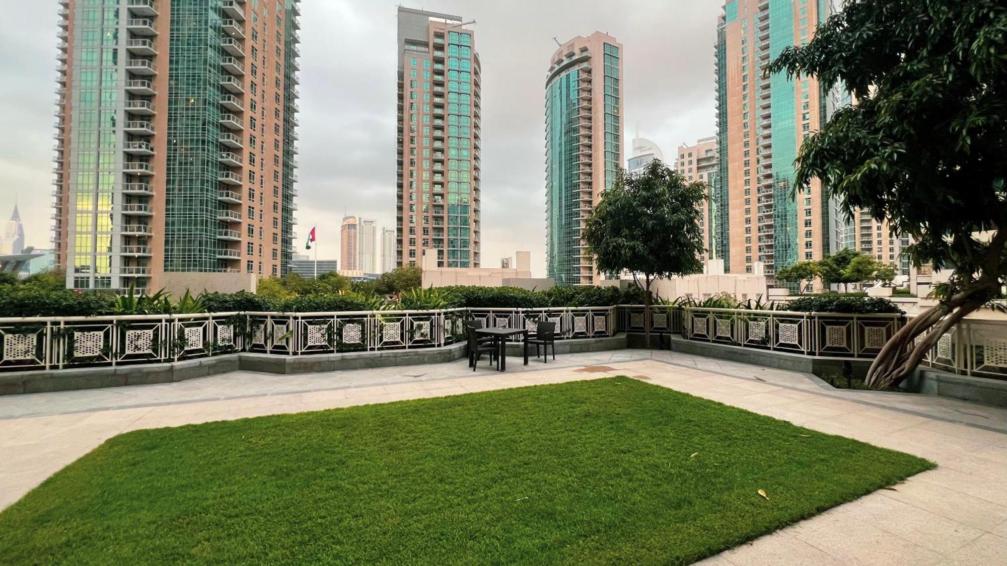 Apartment First Class 3br Burj Khalifa & Fountain View Dubai