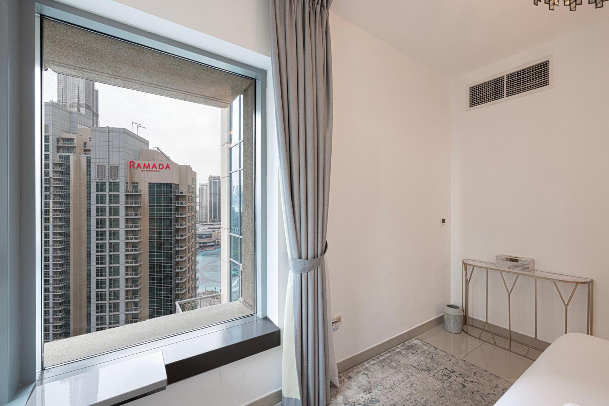 First Class 3br Burj Khalifa & Fountain View Dubai